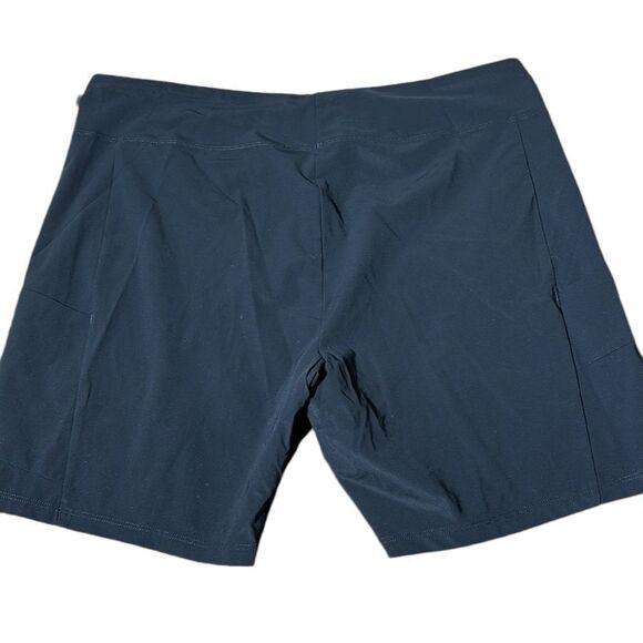 On running on cloud mens hybrid shorts black inner tight only xxl - Picture 4 of 4